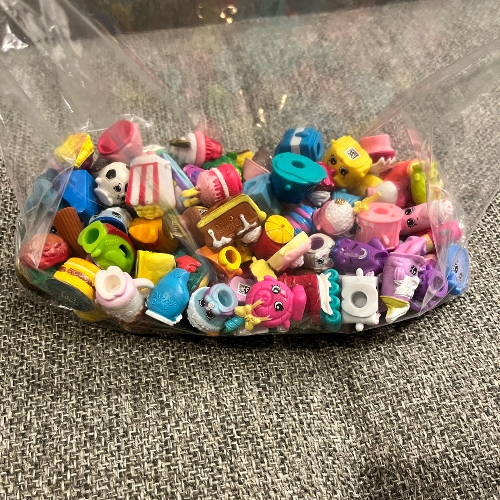 Shopkins bundle bags